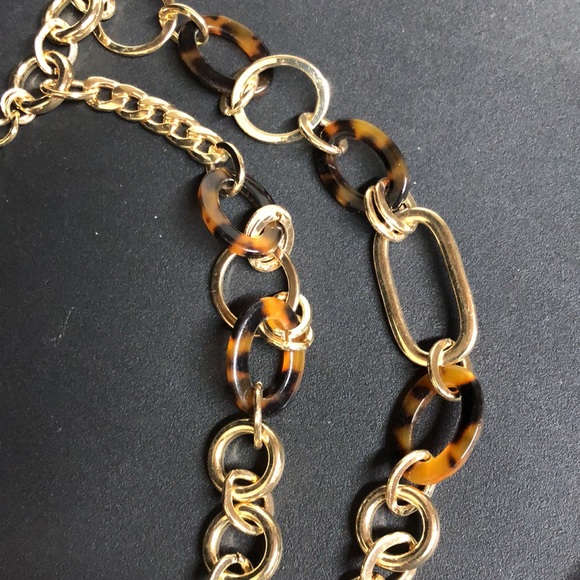 Goldtone necklace - Picture 2 of 3